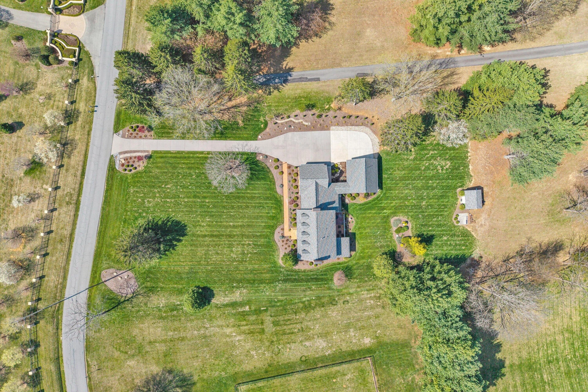 730 Glebe RD - Photo 60