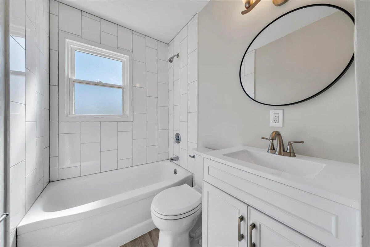 4117 Kentucky AVE NW - Photo 14
