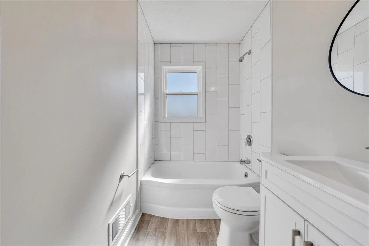 4117 Kentucky AVE NW - Photo 15