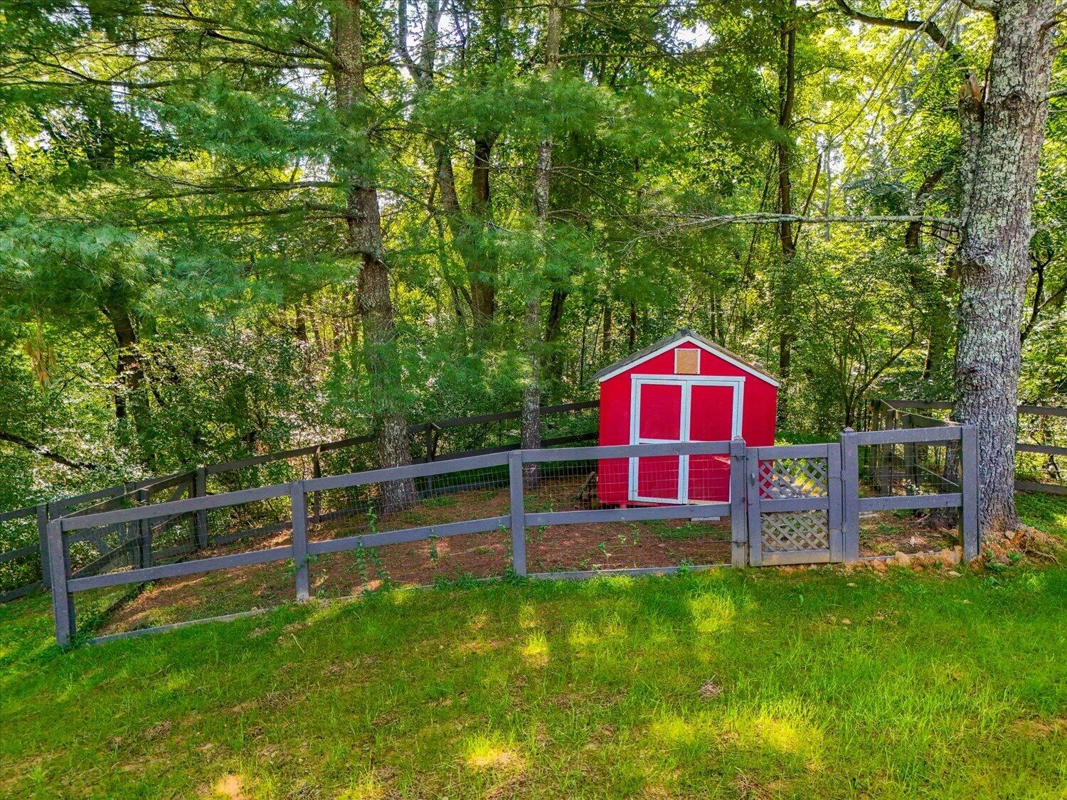 5780 Lost Mountain RD - Photo 43