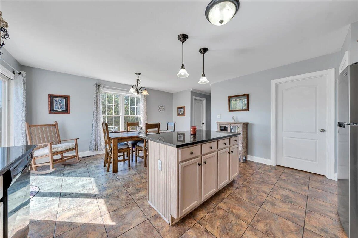 1049 Haymore DR - Photo 14