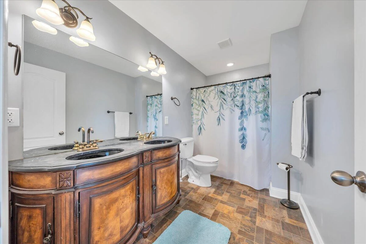 1049 Haymore DR - Photo 23