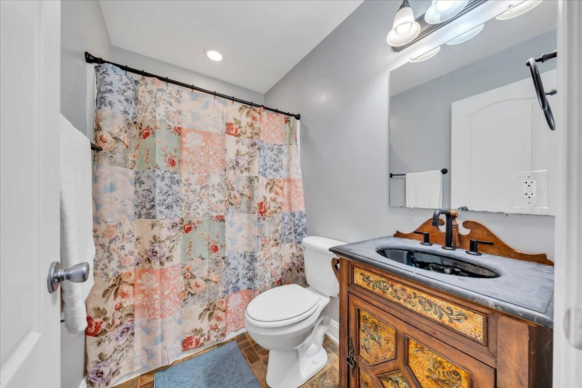 1049 Haymore DR - Photo 27