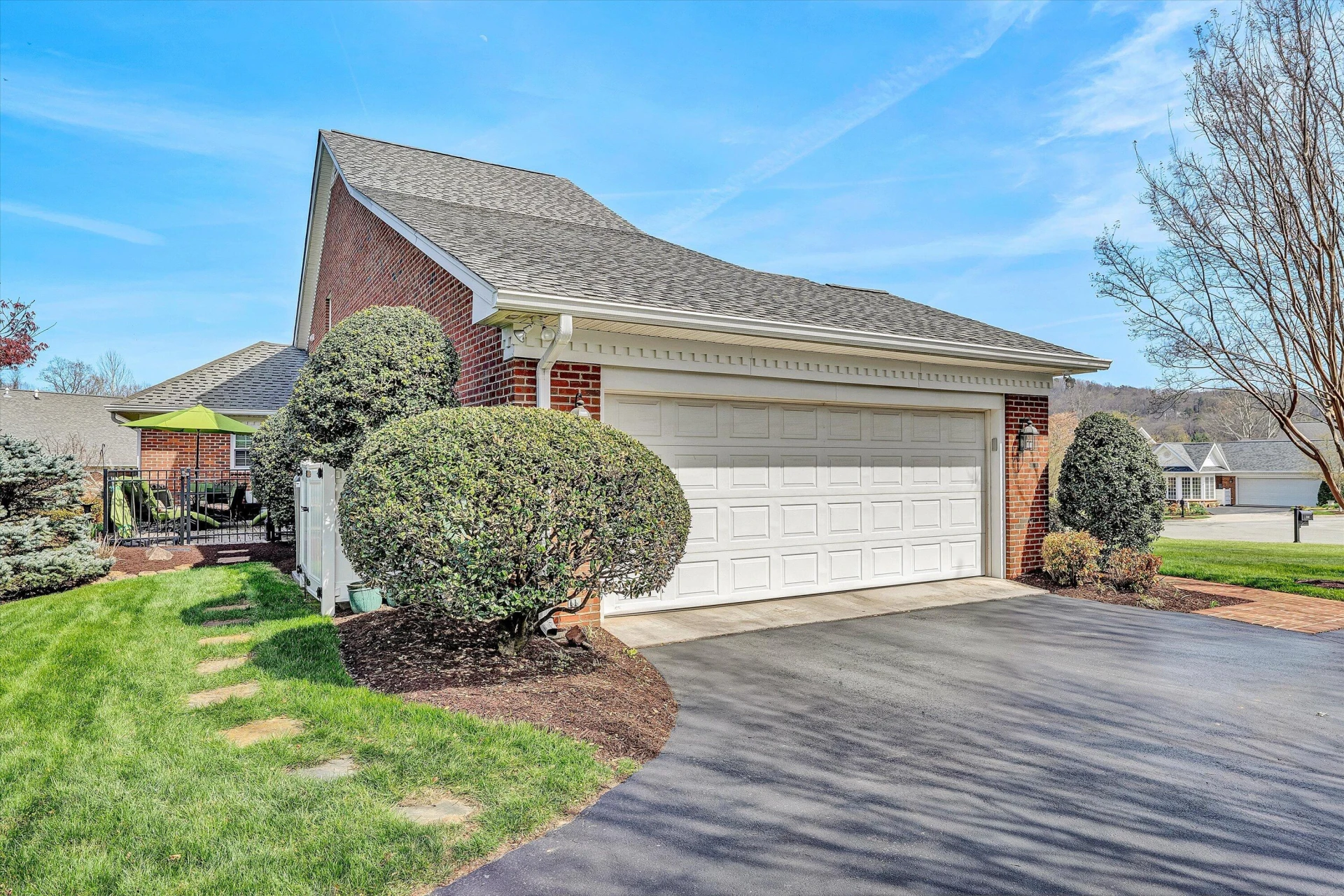 3345 Kingsbury CIR SW - Photo 4