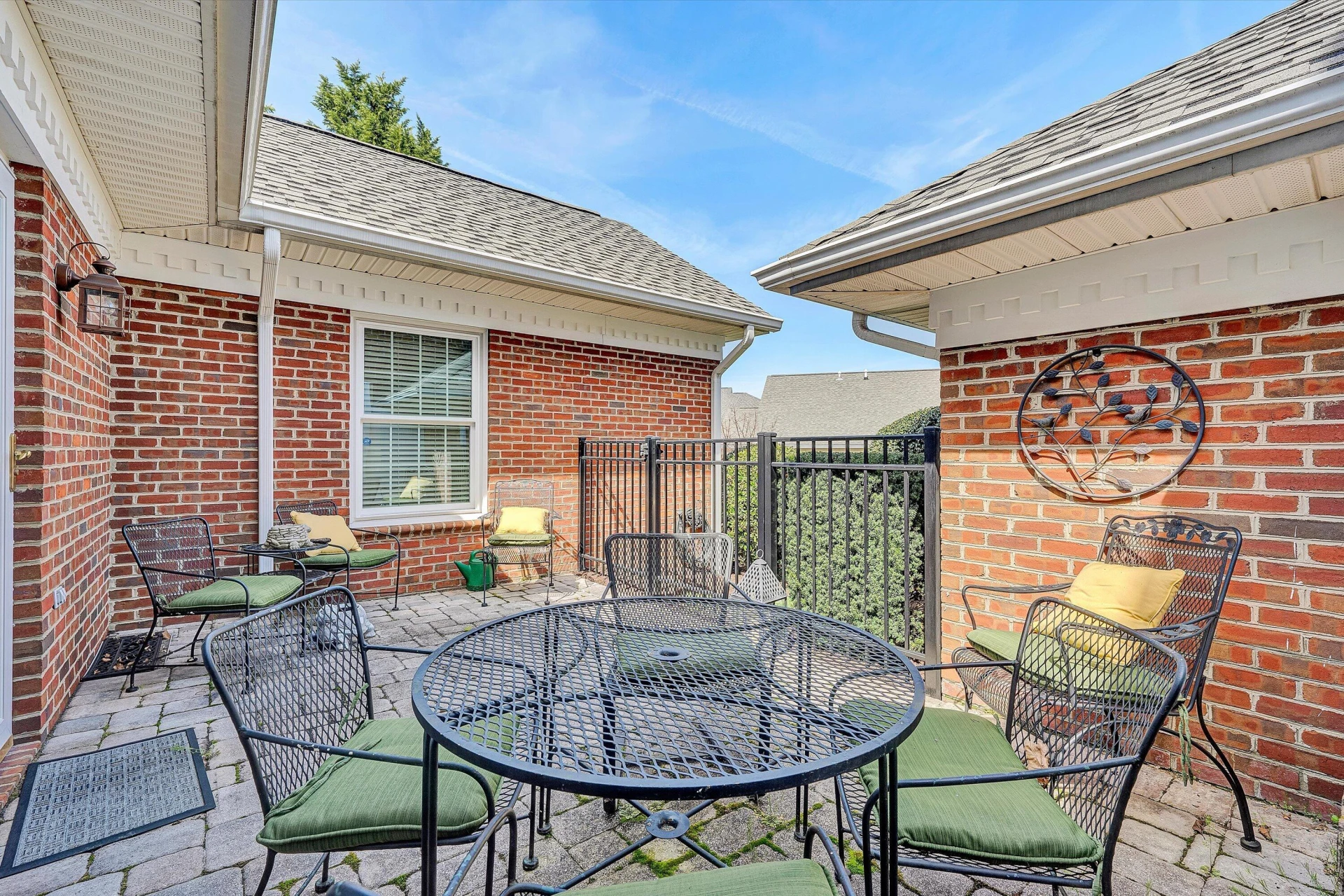 3345 Kingsbury CIR SW - Photo 6