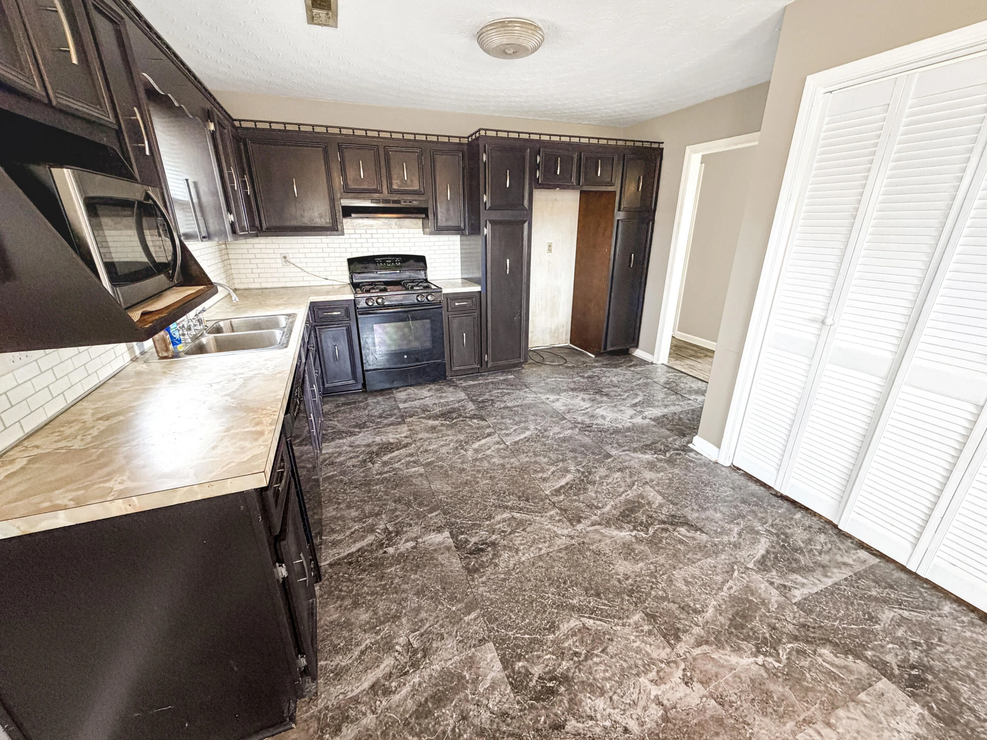 8467 Bear Ridge RD SE - Photo 14