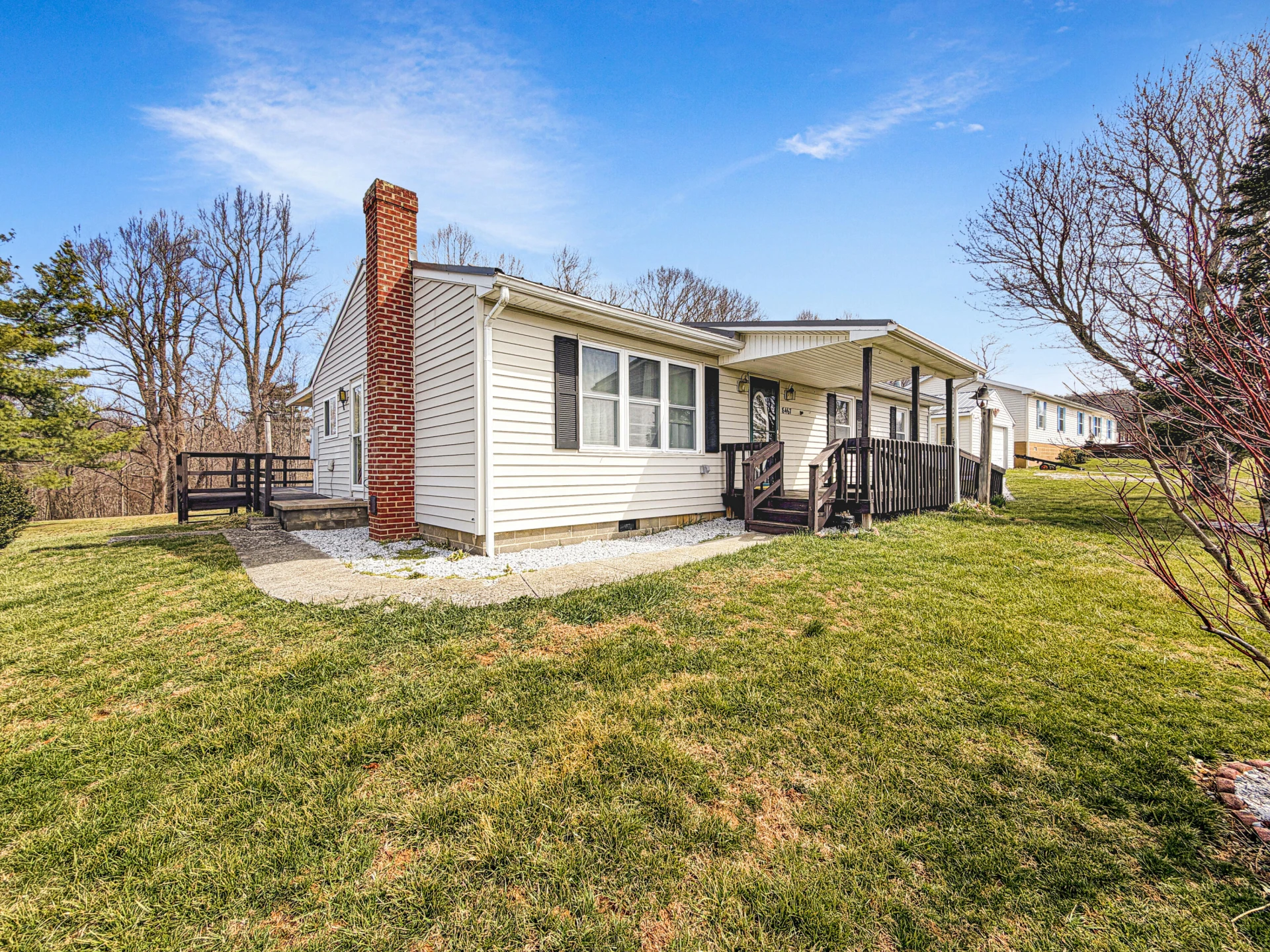 8467 Bear Ridge RD SE - Photo 4