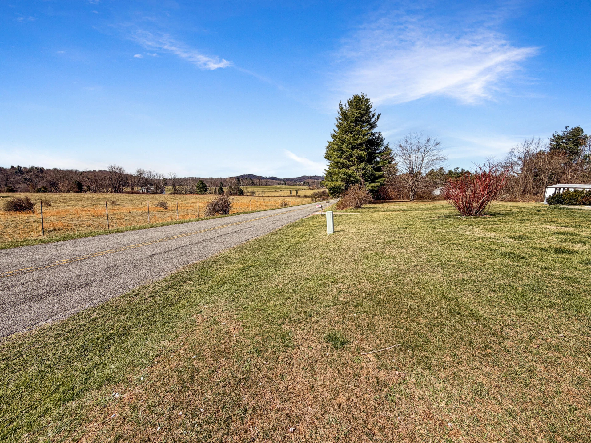 8467 Bear Ridge RD SE - Photo 36