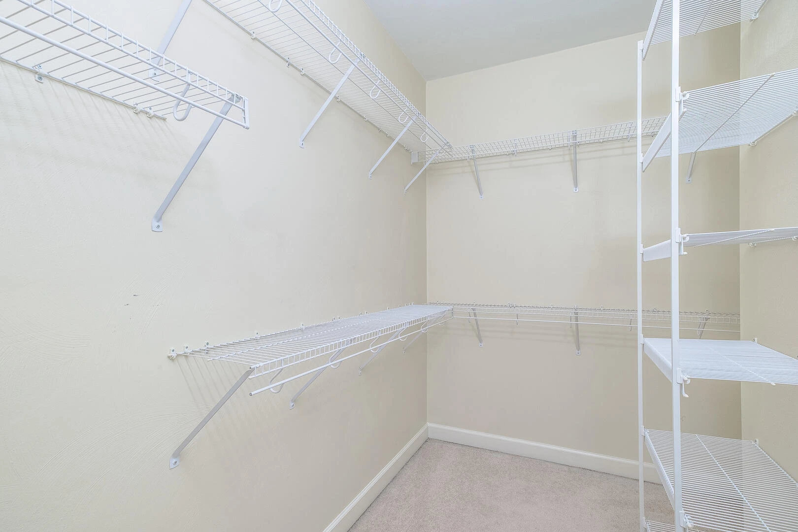 1687 Trinity RD - Photo 29