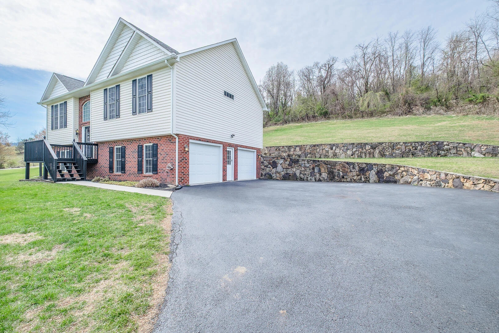 1687 Trinity RD - Photo 12