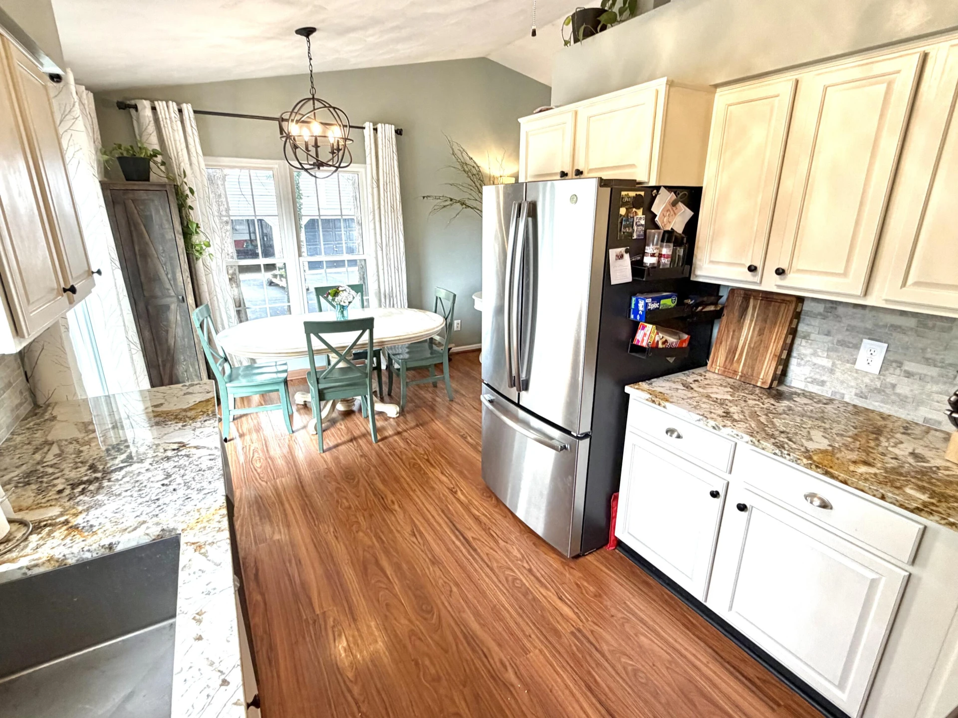 6219 Ashmont DR - Photo 18