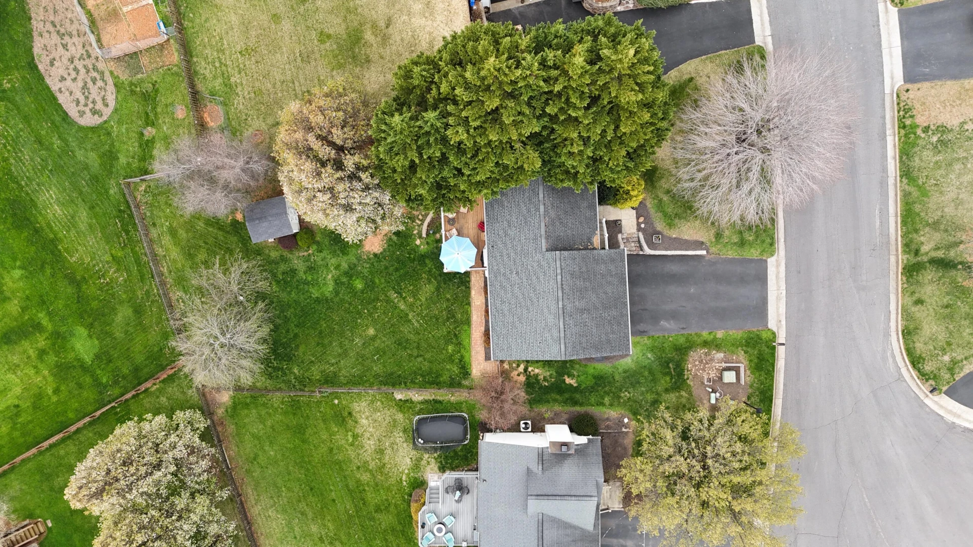 6219 Ashmont DR - Photo 62