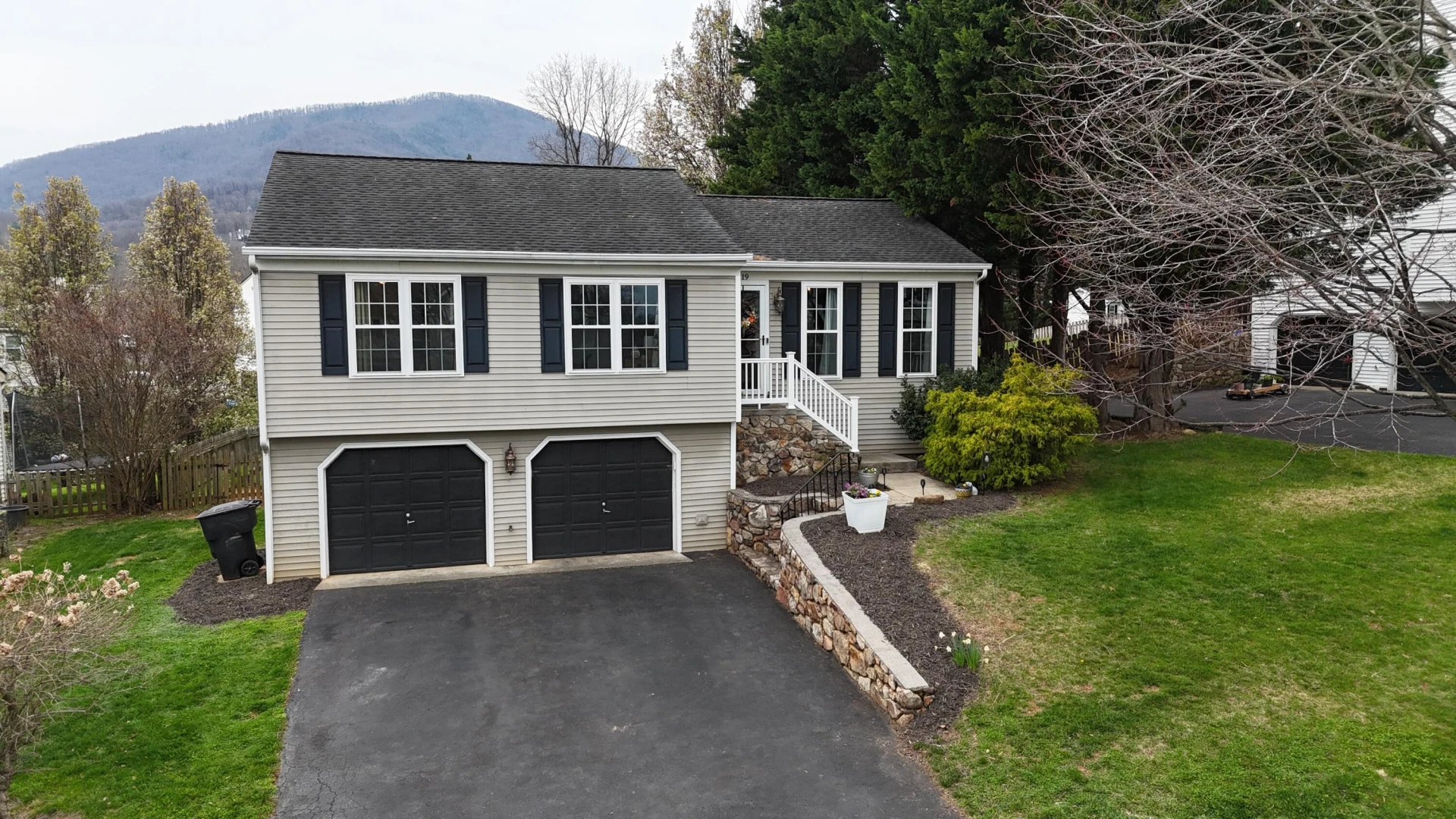 6219 Ashmont DR - Photo 67