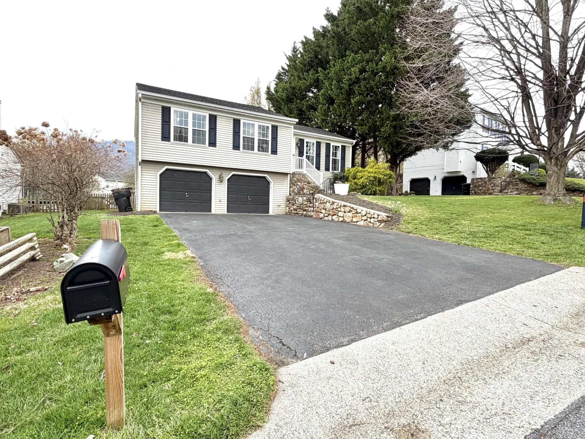6219 Ashmont DR - Photo 69