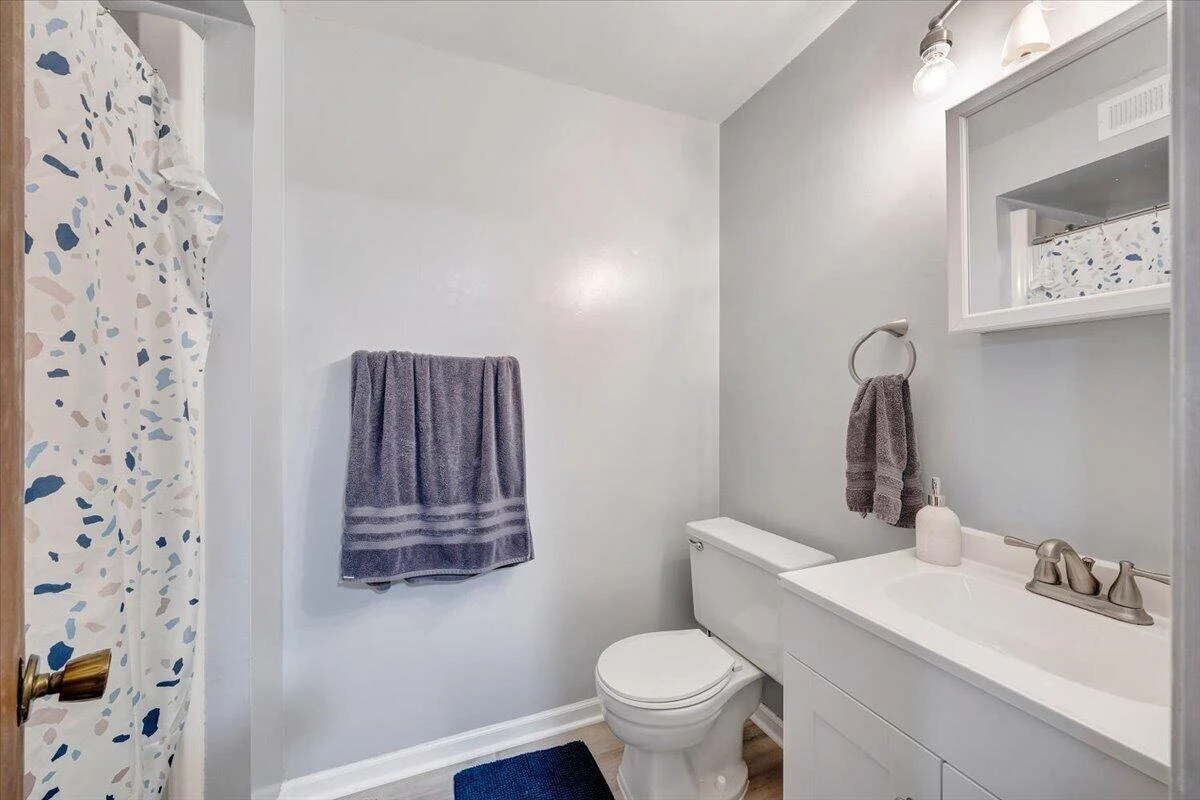 108 Concord CT - Photo 26