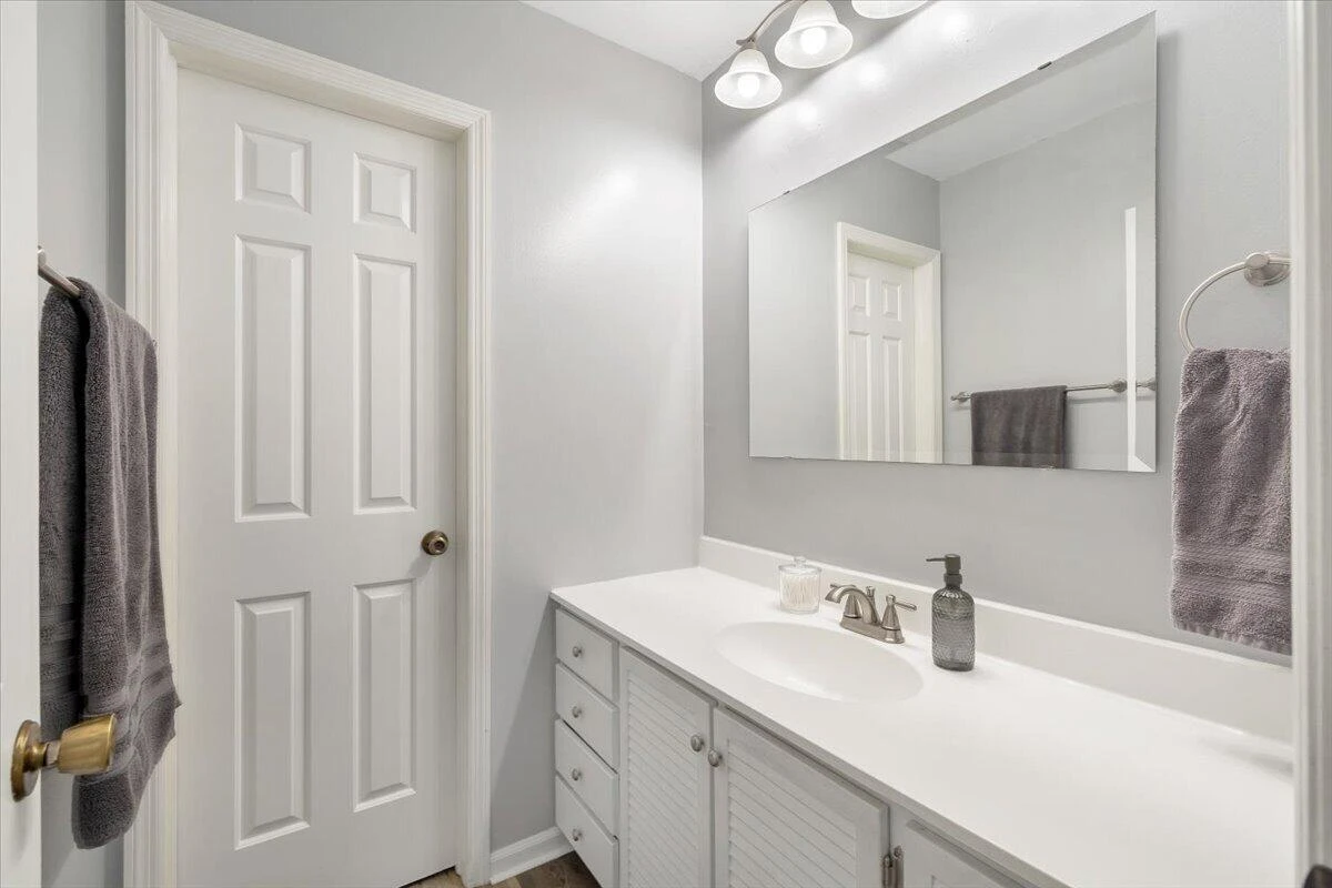 108 Concord CT - Photo 33
