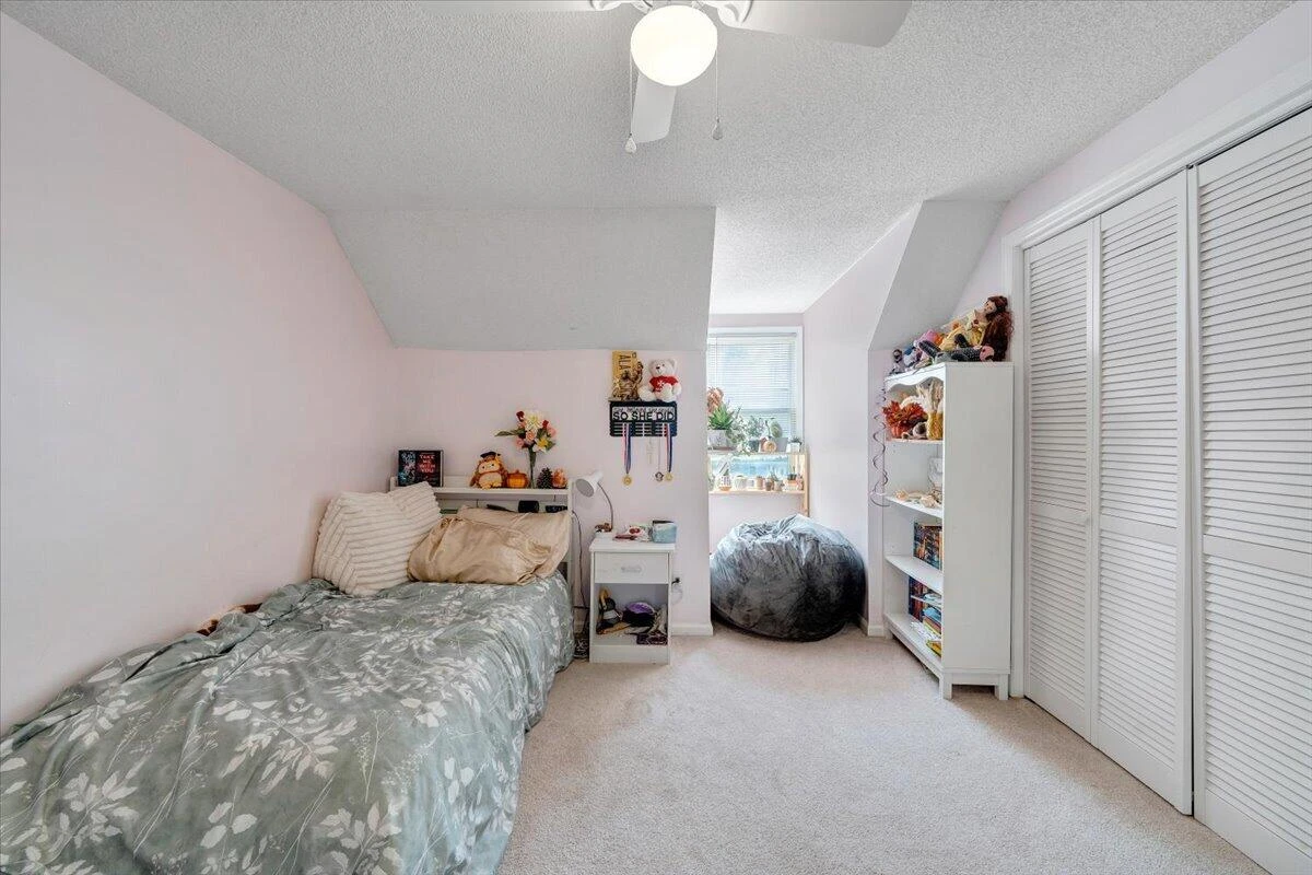 108 Concord CT - Photo 37