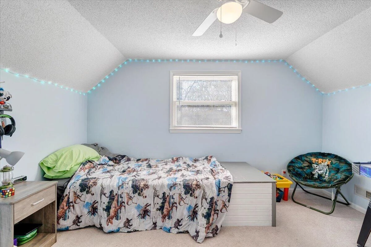 108 Concord CT - Photo 39