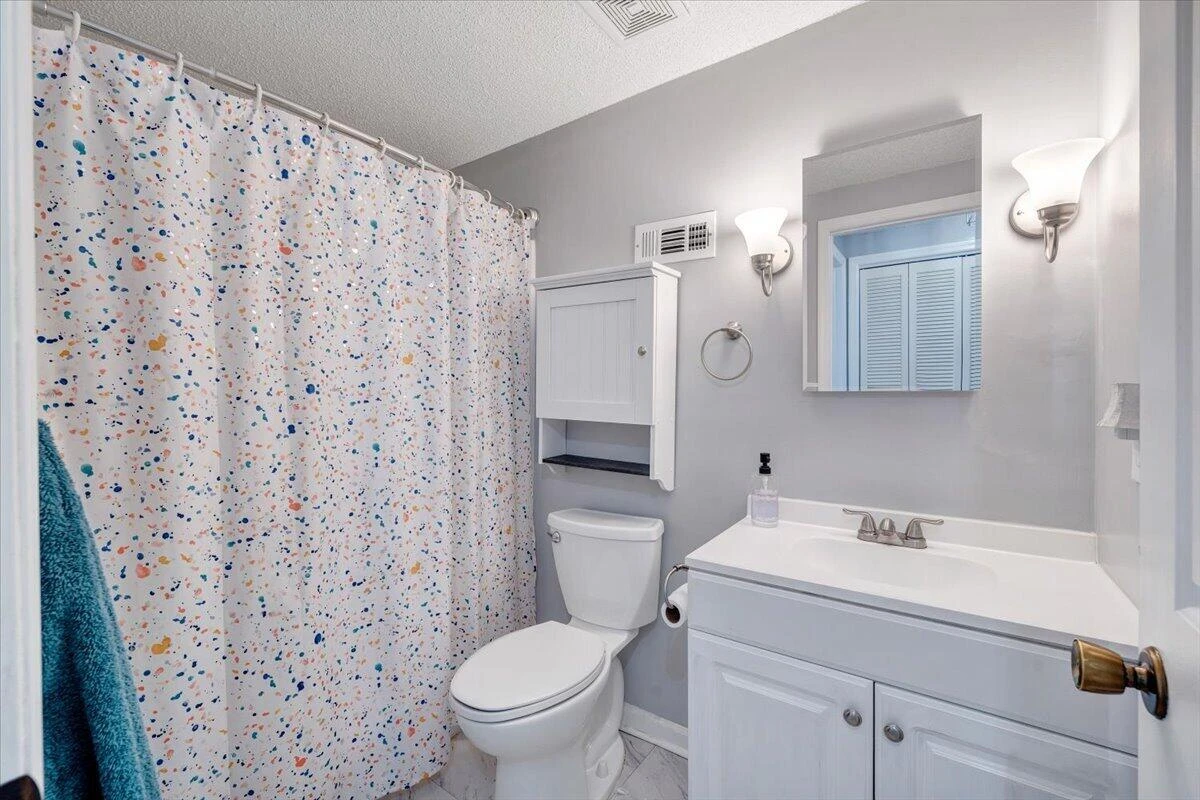 108 Concord CT - Photo 41