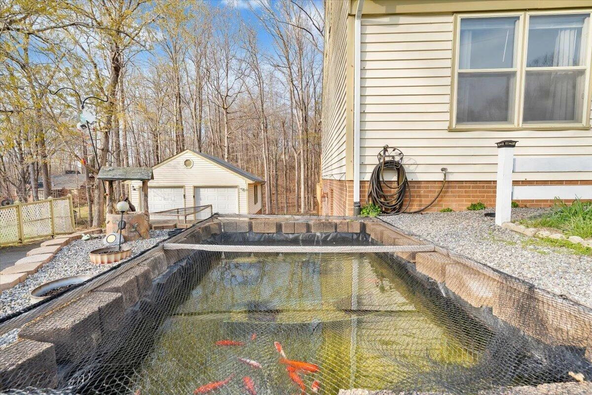108 Concord CT - Photo 66