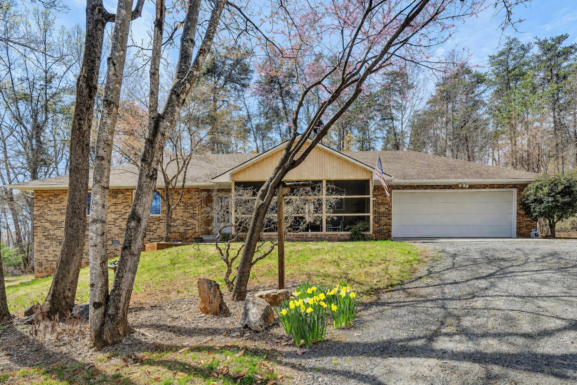 90 Middlecreek CT