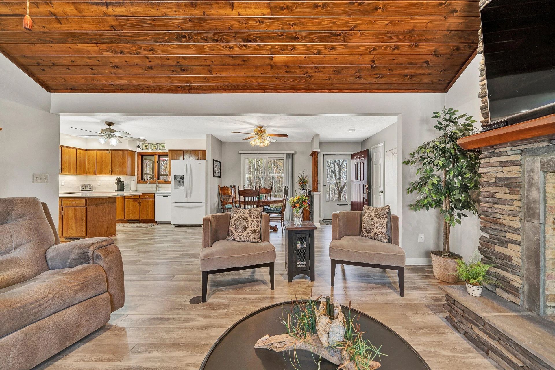 90 Middlecreek CT - Photo 12