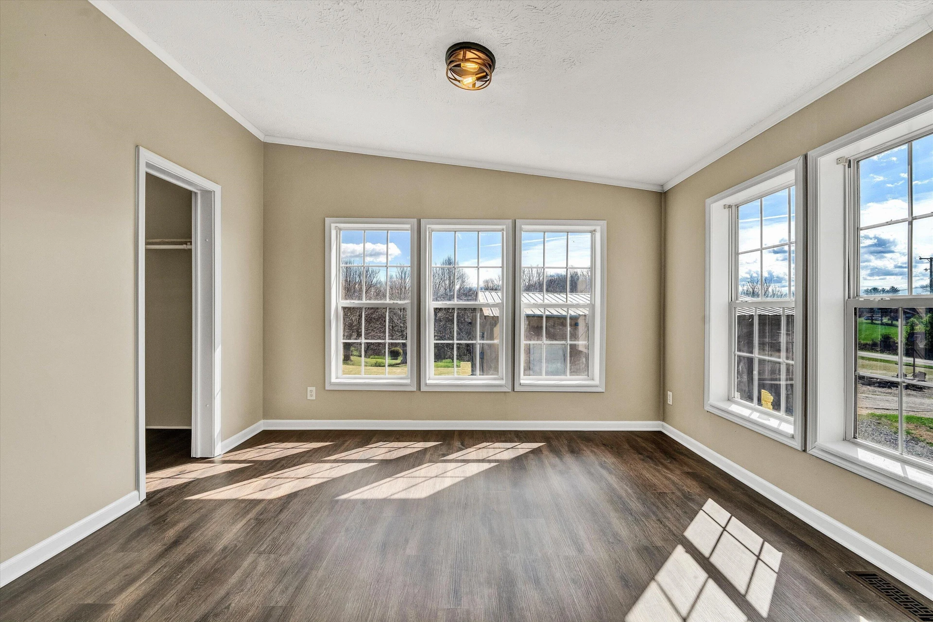 5555 DOE RUN RD - Photo 15