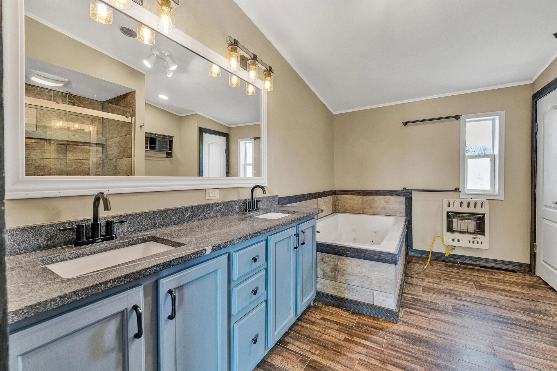 5555 DOE RUN RD - Photo 18