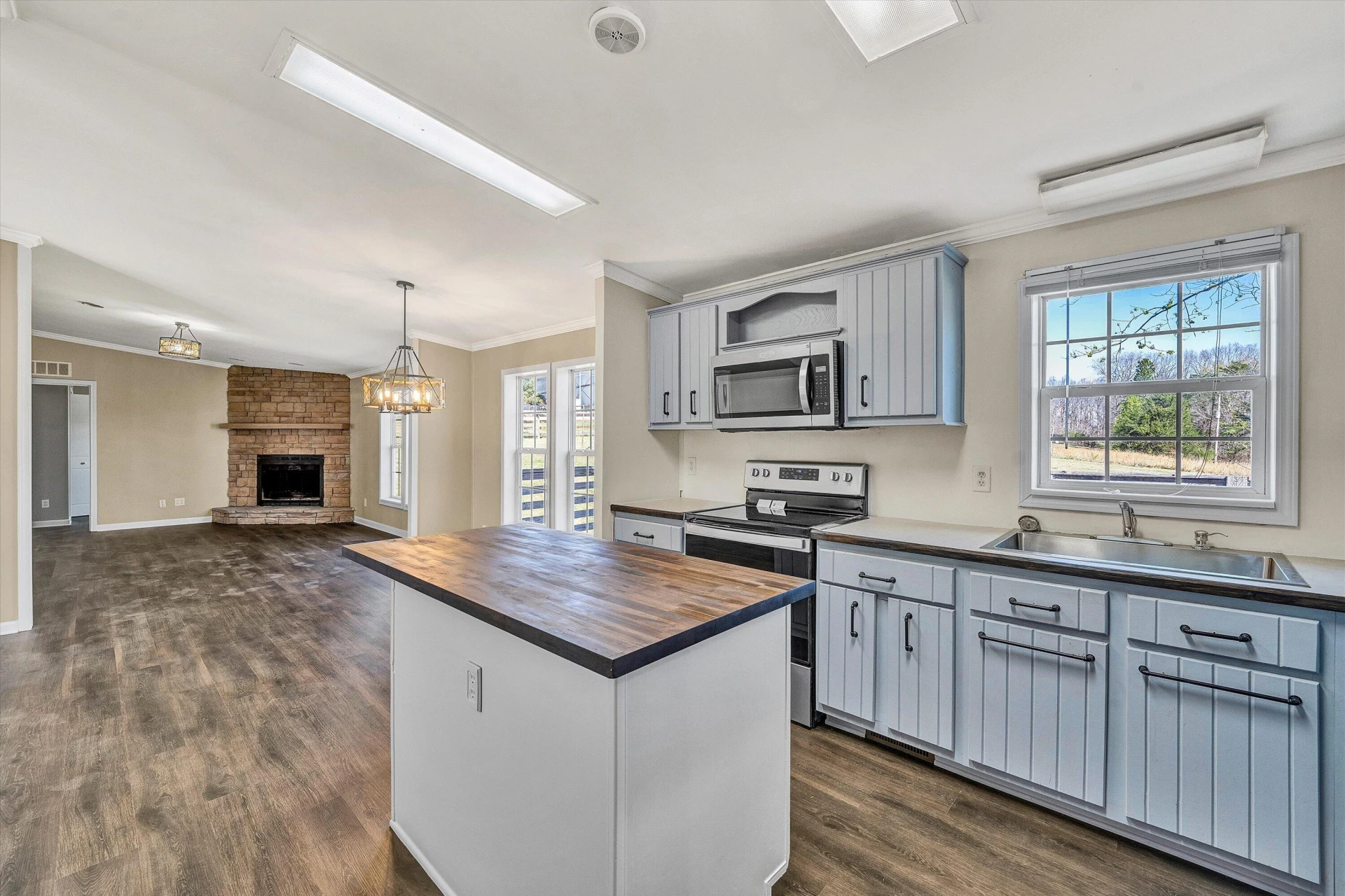 5555 DOE RUN RD - Photo 7