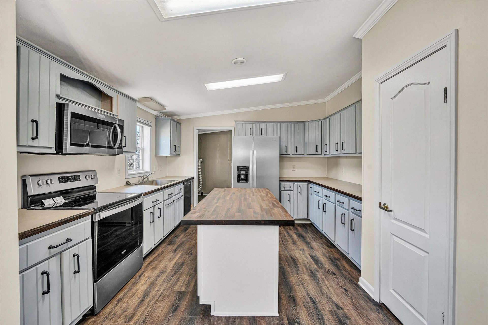 5555 DOE RUN RD - Photo 9