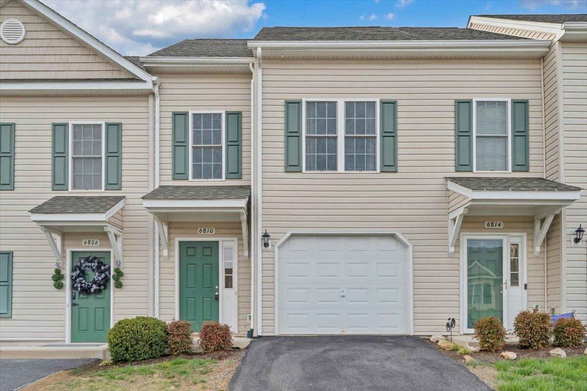 6810 Village Green DR