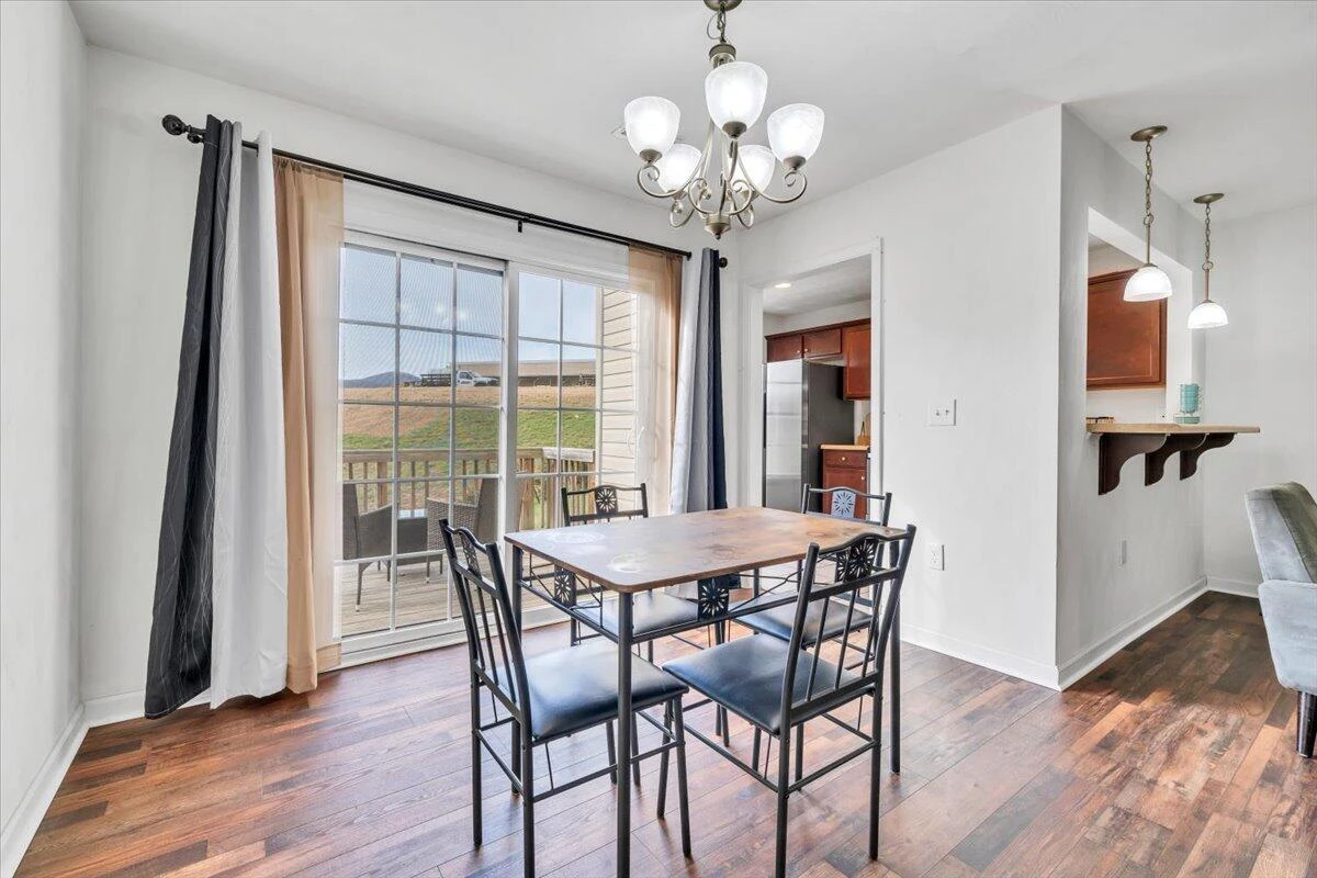 6810 Village Green DR - Photo 10