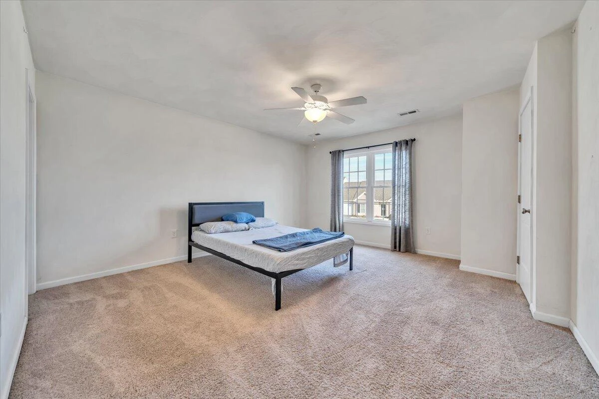 6810 Village Green DR - Photo 24