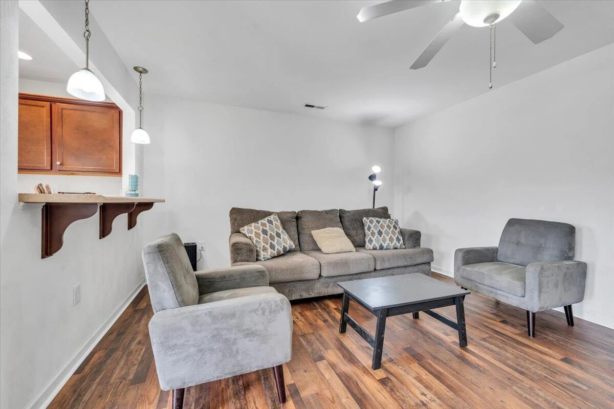 6810 Village Green DR - Photo 6