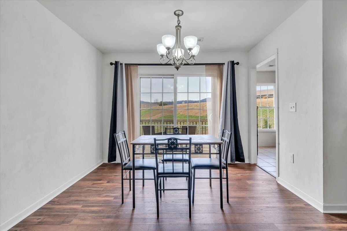 6810 Village Green DR - Photo 9