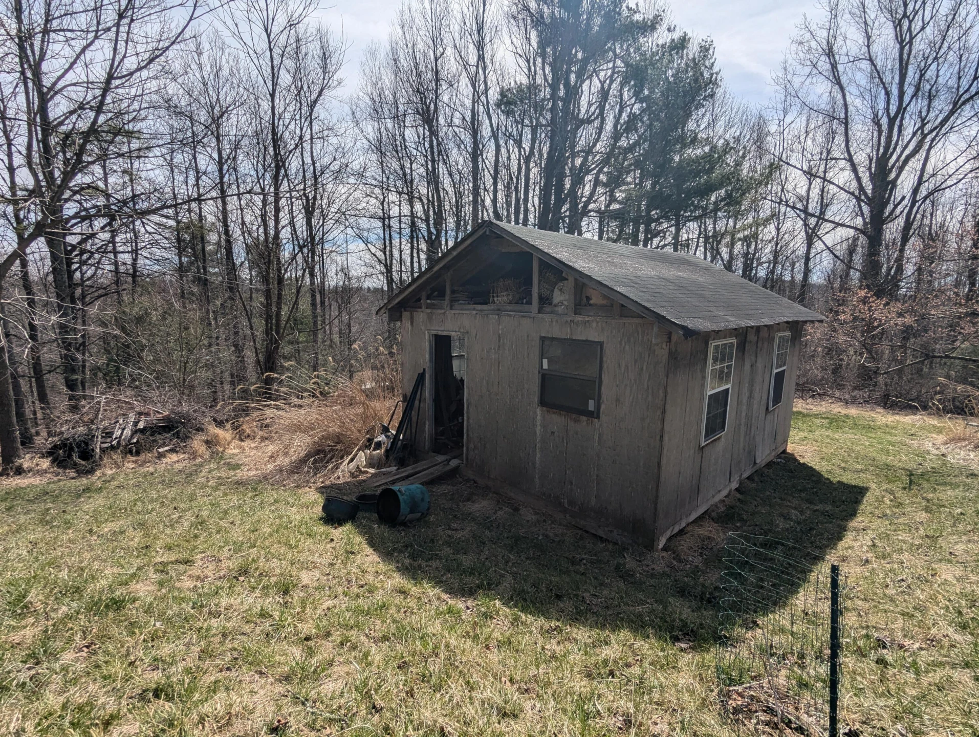 8926 Valley DR SE - Photo 10