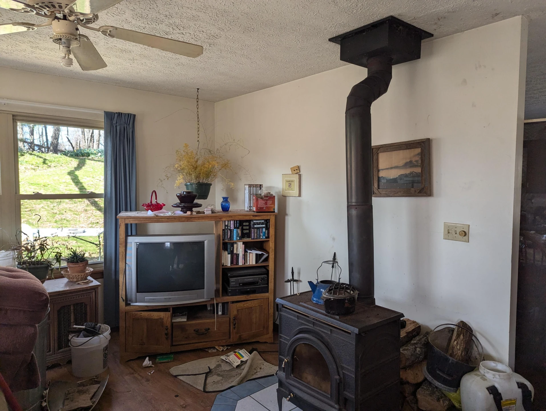 8926 Valley DR SE - Photo 15