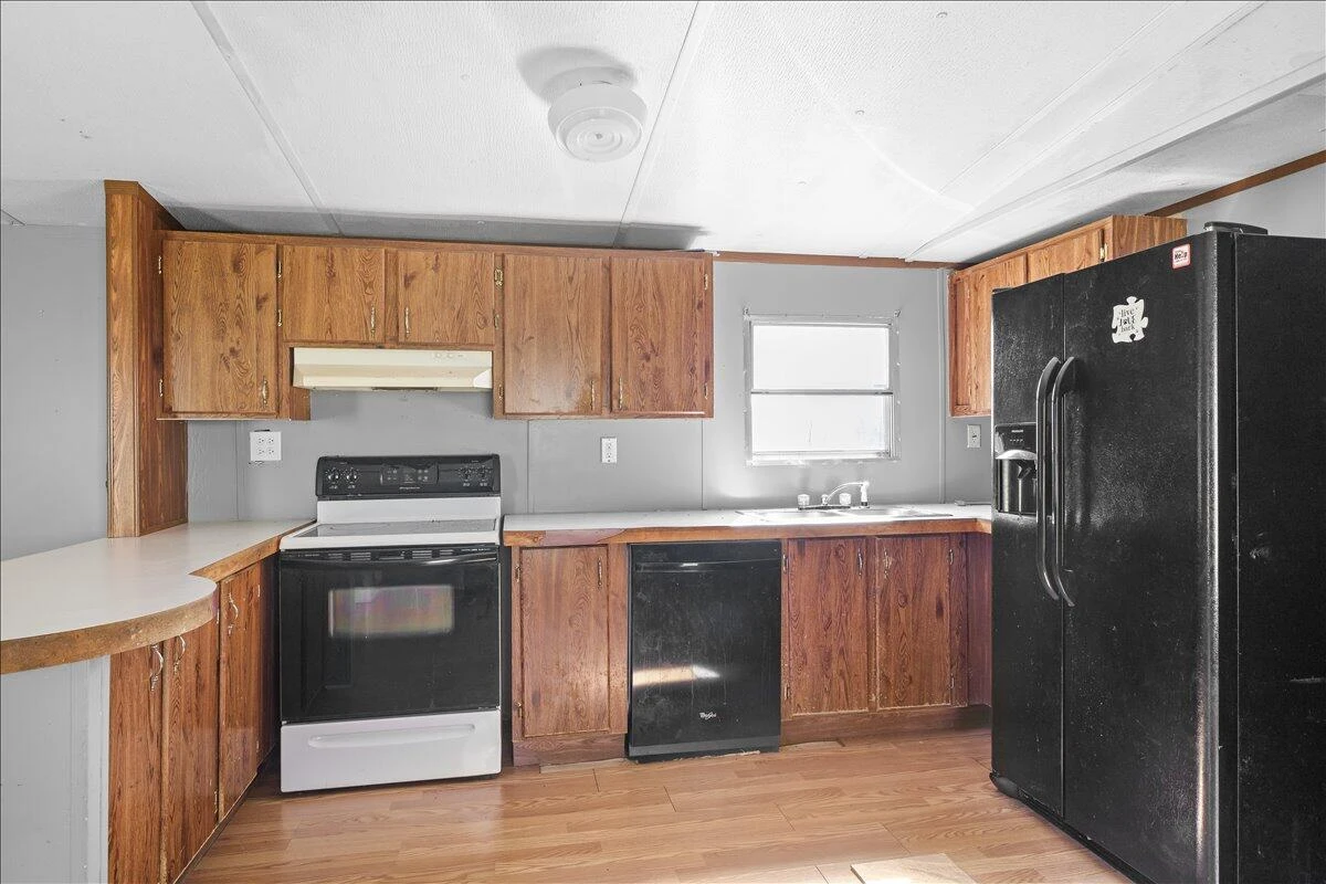 1165 Crouch RD - Photo 7