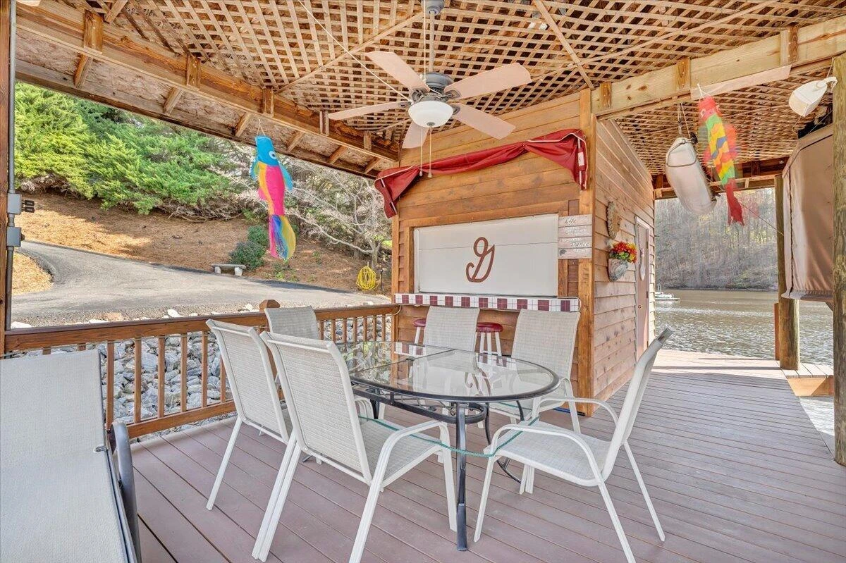 274 Village LN - Photo 102