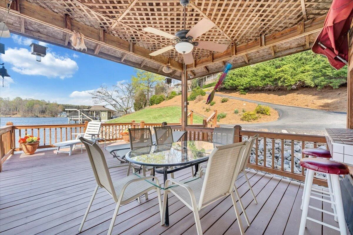 274 Village LN - Photo 103