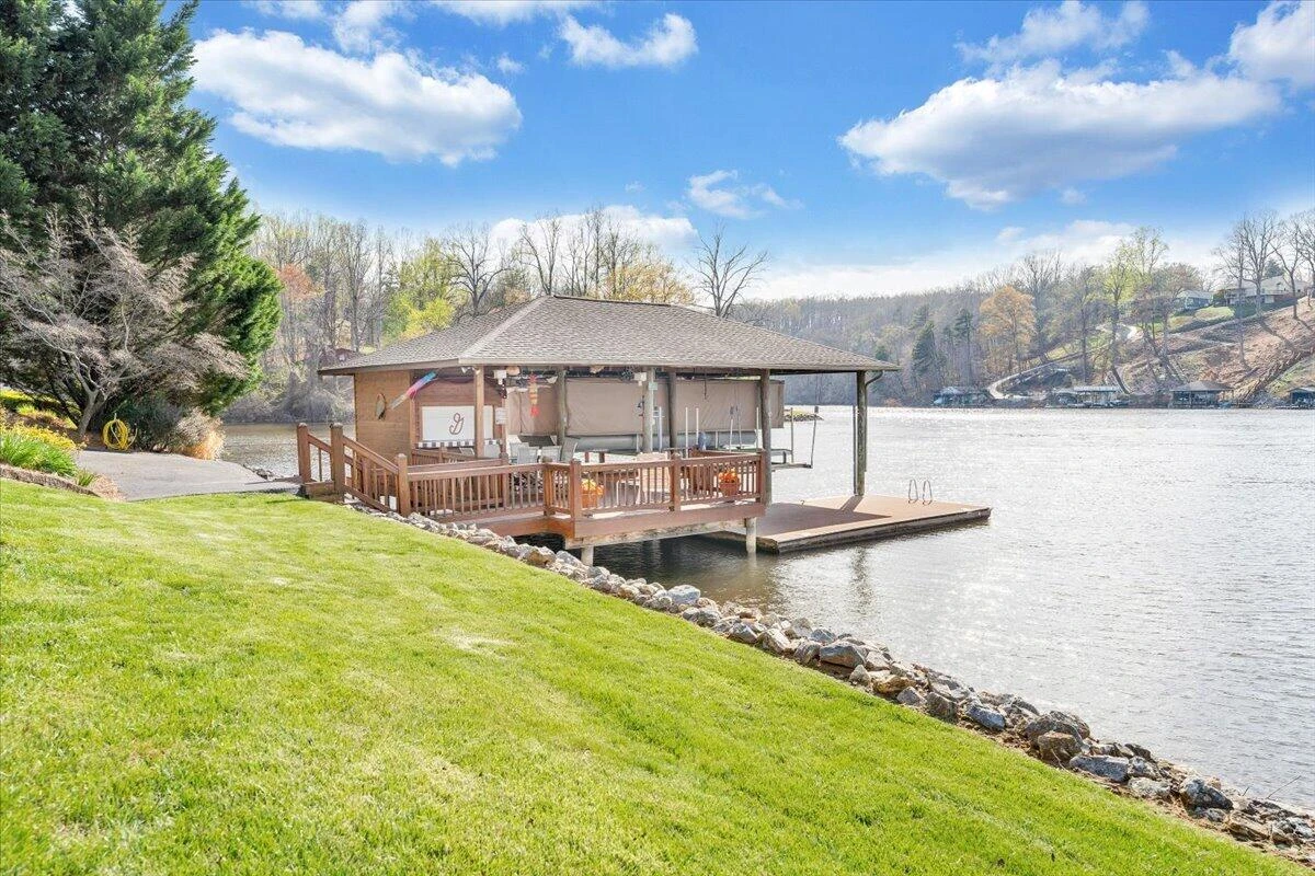 274 Village LN - Photo 107