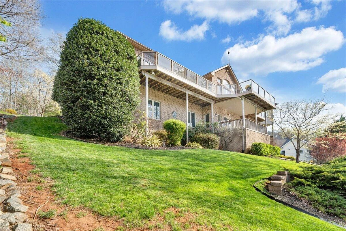 274 Village LN - Photo 108