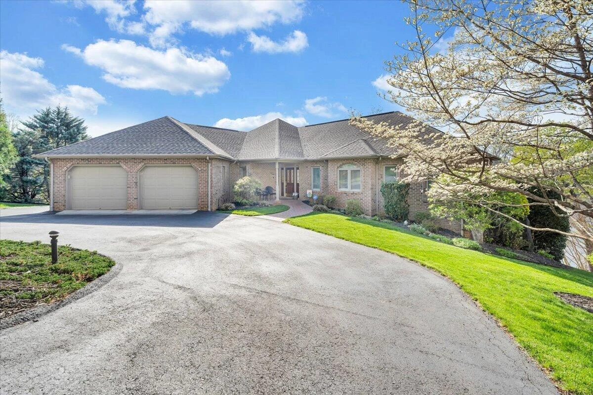 274 Village LN - Photo 109