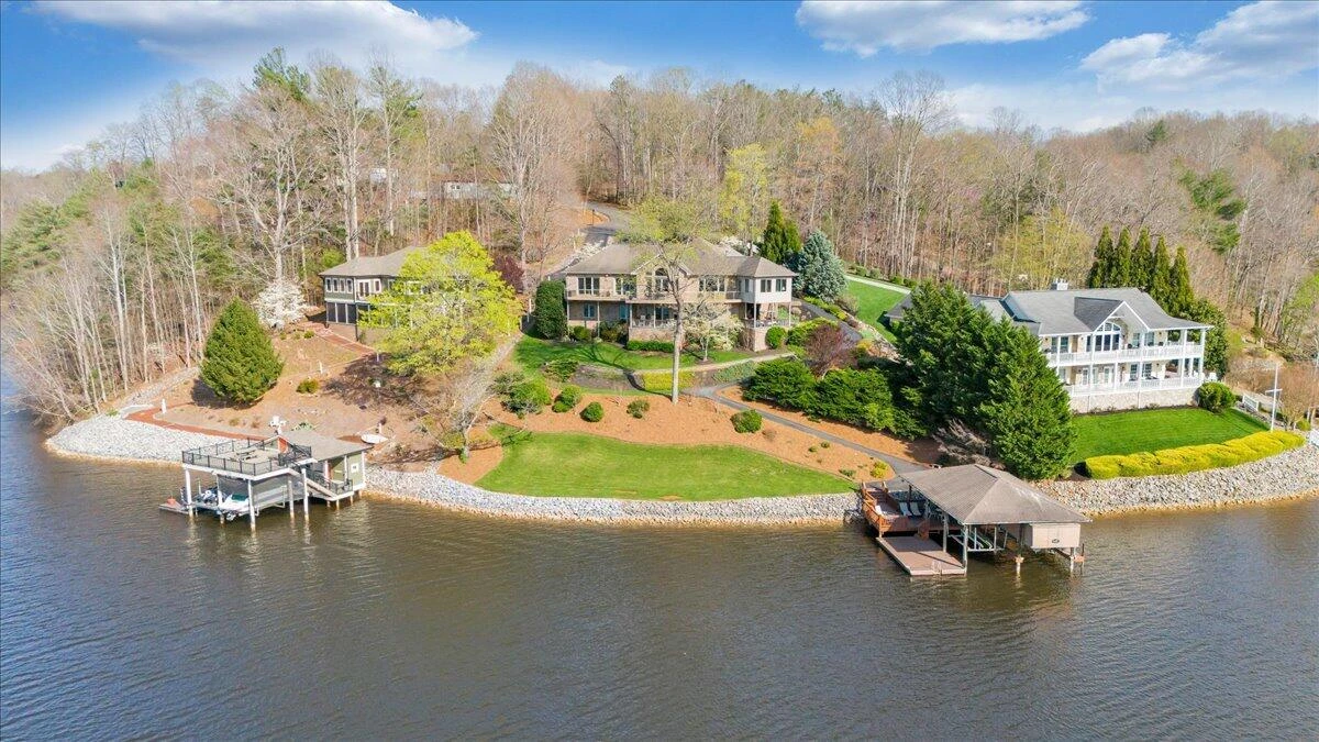 274 Village LN - Photo 116