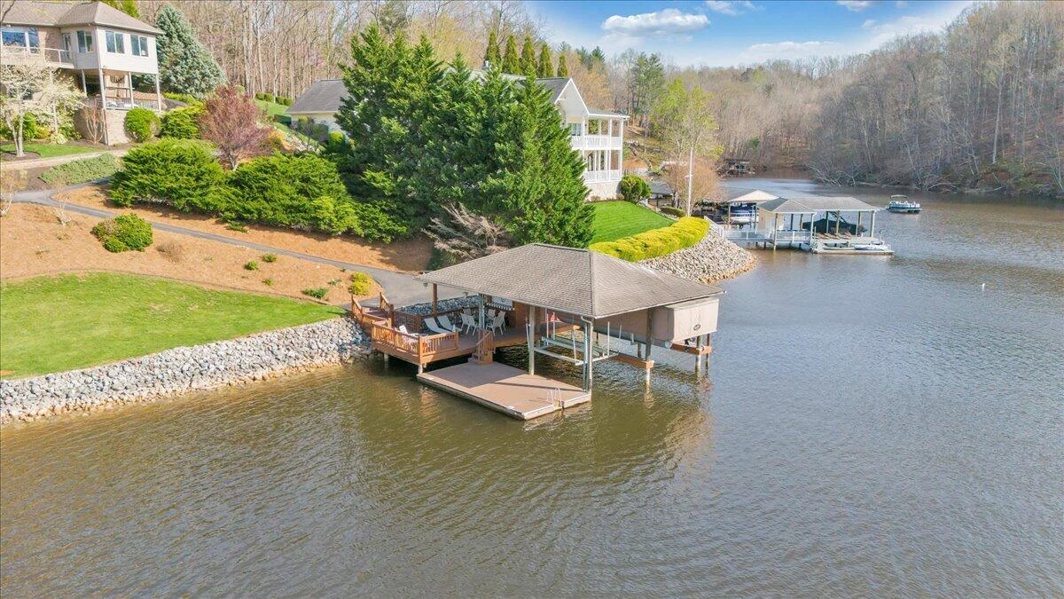 274 Village LN - Photo 118