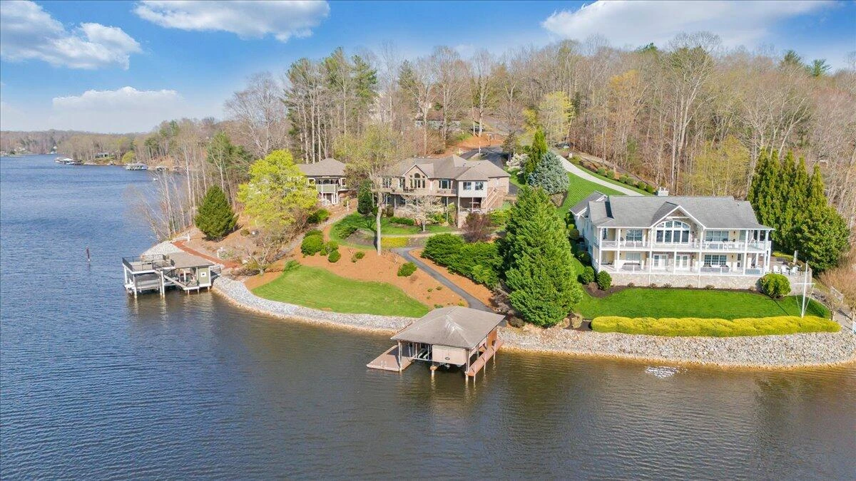 274 Village LN - Photo 120