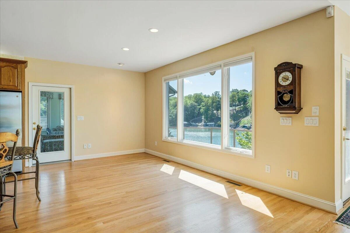 274 Village LN - Photo 28