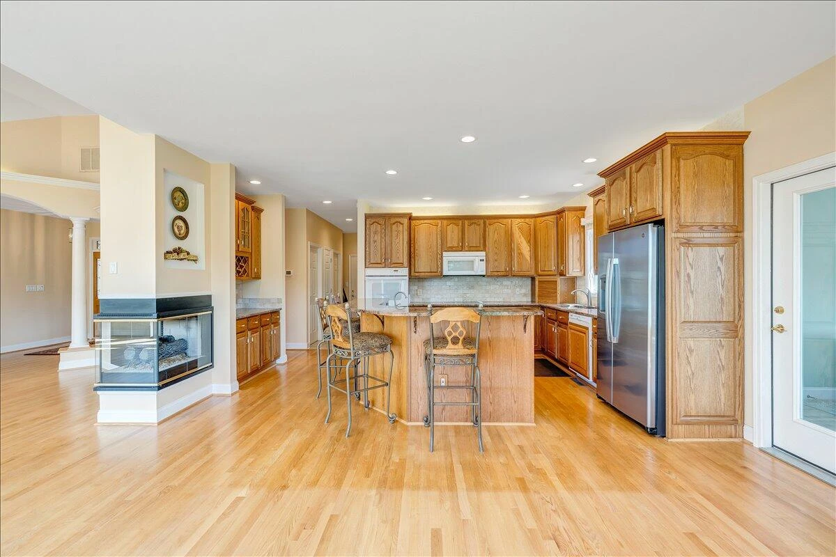 274 Village LN - Photo 31