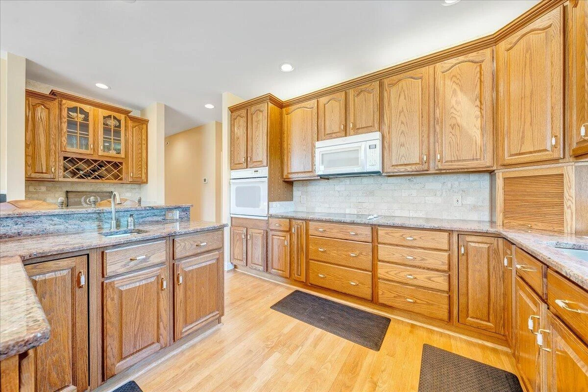 274 Village LN - Photo 39