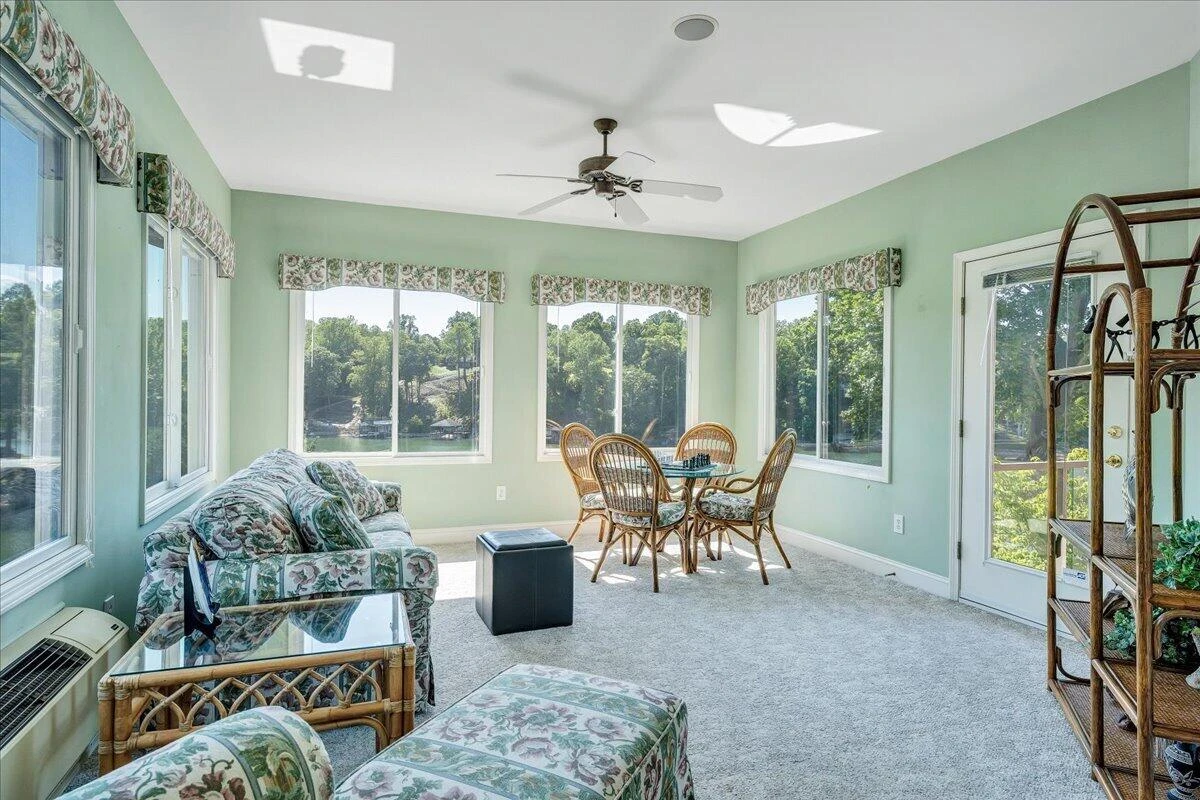 274 Village LN - Photo 43